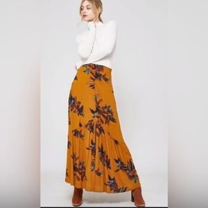 Boho Floral Maxi Skirt w/Split- Medium